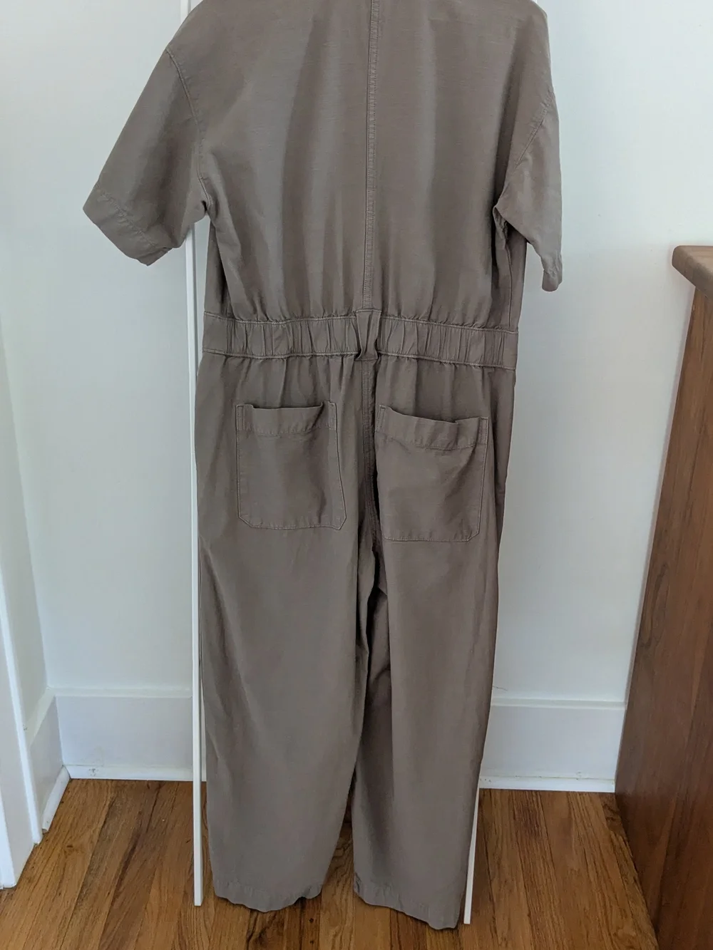 Everlane Organic Cotton Fatigue Short Sleeve Jumpsuit in Clay Size 8